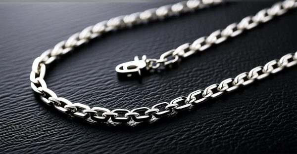 Un guide pour choisir votre chaîne en or blanc idéale